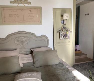 Sainte-Foy-la-Longue Bed & Breakfast | Ma demeure dans les vignes