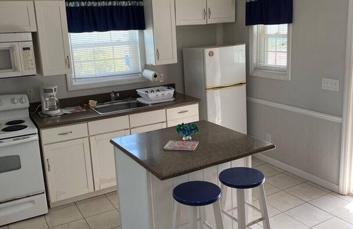 Treasure Cay Cottage | MA MAZIE's COTTAGE