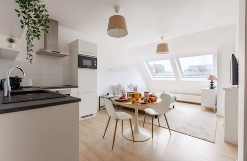Wijk van de Squares Apartment | MA - Parlement II - Studio Apartment, Sleeps 2
