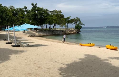 Maribago Apartment | Ma Roberta @ Tambuli Resort with fast WIFI