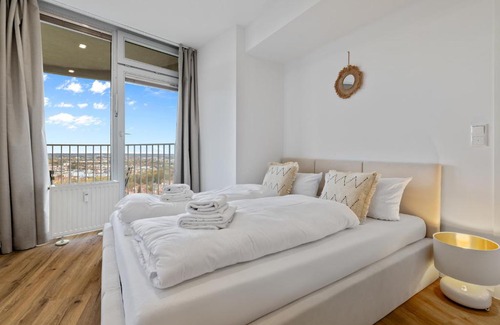 Antonsviertel Apartment | ma suite -NEW-23Floor-FantasticView-Center