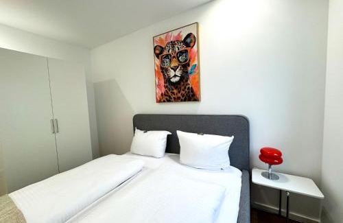 Innenstadt Apartment | ma suite - urban apartment city center - private parking 2-4P