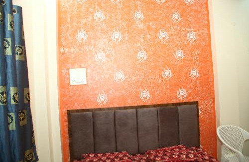 Sanawad Hotel | Maa Rewa Homestay