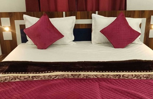 Mayapur Hotel | Maa Tara Homestay