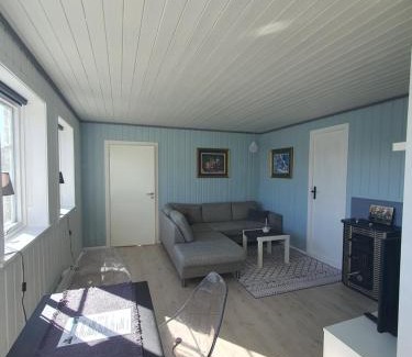 Maloy Apartment | Maaloey Fjord & Mountain Panorama