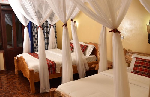 Central Business District Cabin | Maasai Lodge