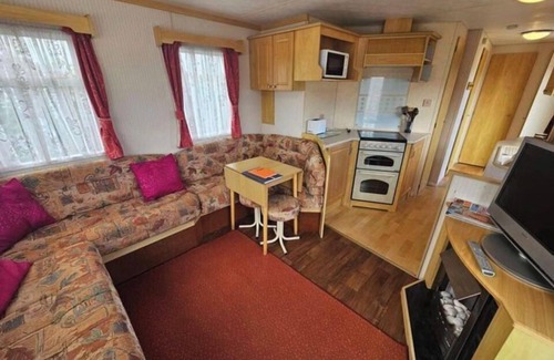 Mablethorpe and Sutton Ski Chalet | Mablethorpe towervans A20