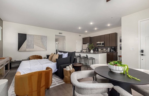 North Scottsdale Condo | Macallister 2006|Close to Golf|Htd Pool|BBQ