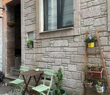 Ayvalik City Center House | Macaron Midi House