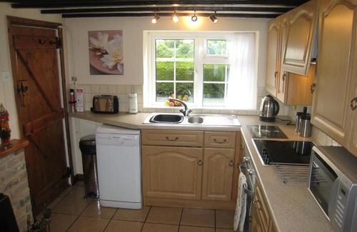 Ardens Grafton House | Macbeth Cottage - Sleeps up to 5 - NEW HOT TUB