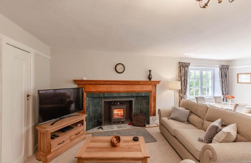 Taynuilt House | MacDonald Apartment