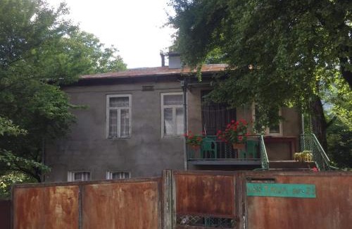 Ambrolauri Apartment | MACHABELl