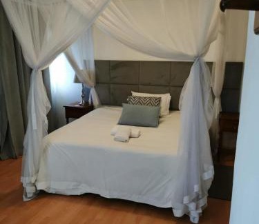 Coop Bed & Breakfast | Machaka 2