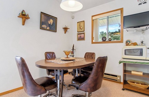 Gem County House | Mack and Spot House with incredible views!