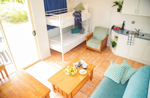 Slade Point Hotel | Mackay Seabreeze Apartments