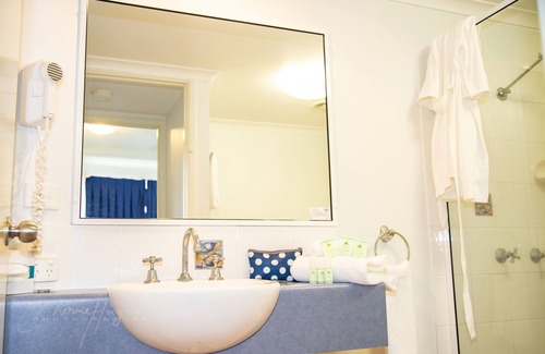 Slade Point Hotel | Mackay Seabreeze Apartments