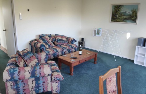 National Park Village House | Macks Alpine Chalet With Spa - National Park Home