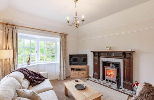Taynuilt House | MacLeary Apartment