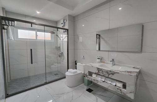 Basak Hotel | Mactan Grand Golden Hotel