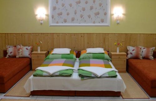 Kiskoroes Apartment | Madácsi Vendégház