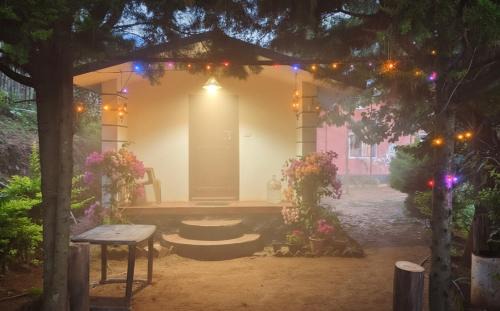 Kanthalloor House | Madama Mudhouse Edenwood Retreats