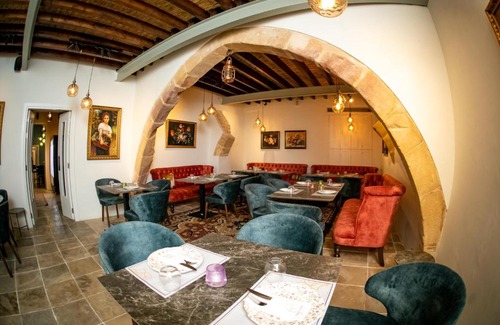 Trypiotis Hotel | Madama Residence