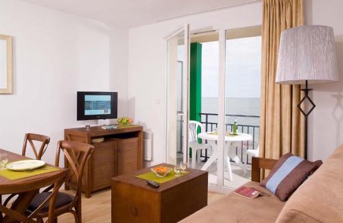 Cayeux-sur-Mer Apartment | Madame Vacances Les Terrasses De La Plage