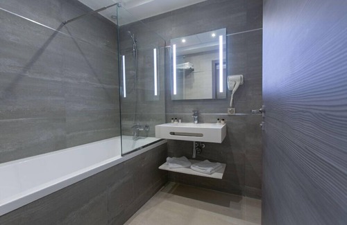 Algiers Hotel | Madaure Hotel - Chéraga
