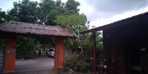 Jimbaran House | Made Roejas Homestay