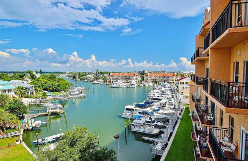 Madeira Beach Apartment | Madeira Bay Resort 508