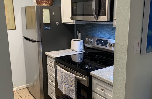 Madeira Beach Condo | Madeira Beach Yacht Club CondonComfortable, Clean and well stocked condo.n