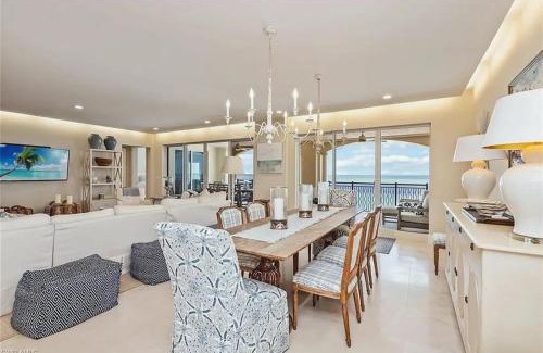 Marco Island Apartment | Madeira Luxury Beachfront Condo