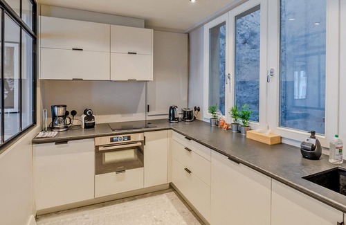 Quartier de la Place-Vendome Apartment | Madeleine- Charming, quiet, upscale apartment - 2 bedrooms 6 people