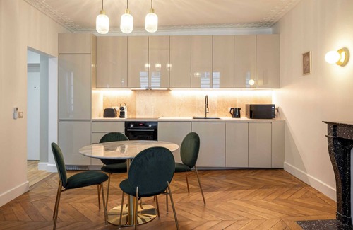 Chaussee-d'Antin Apartment | Madeleine Opéra - Excellent One Bedroom in Paris