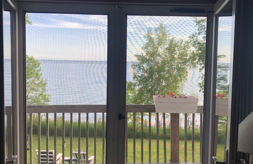 La Pointe Cottage | Madeline Island cottage - steps of Lake Superior. CONTACT OWNER FOR SHORTER STAY