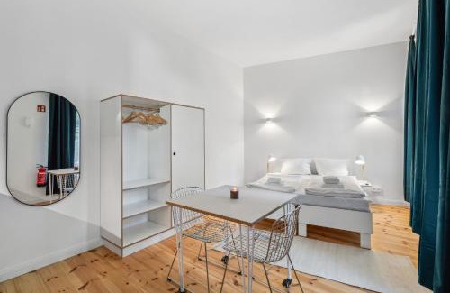 Friedenau Apartment | Madflats Hotel-Apartments S-Bahn Friedenau