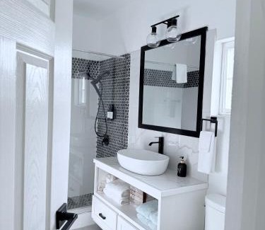 Port Antonio House | Madgita Palm Villa
