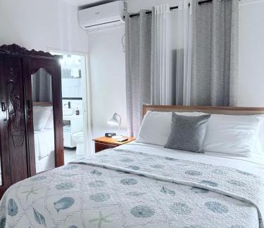 Port Antonio House | Madgita Palm Villa