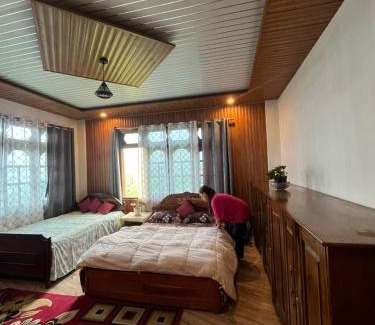 Darjeeling House | Madhuchuli Homestay