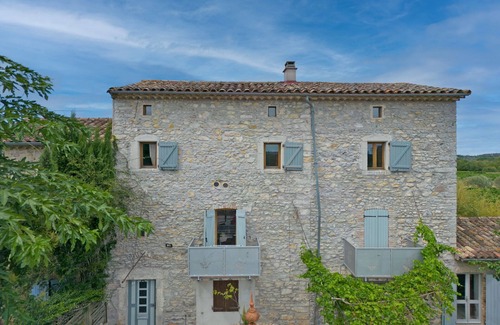 Tornac Apartment | Madi Tornac - One Bedroom Apartment, Sleeps 4