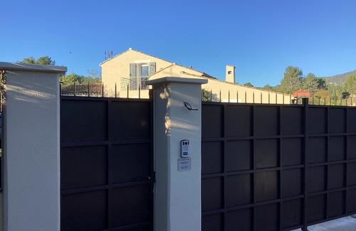 Peymeinade House | Madilauric 2 BNB à Peymeinade 6/8 Pax, Pays de Grasse les Parfums et Cannes