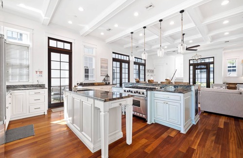 Rosemary Beach Cottage | Madison Cottage, South of 30-A in Rosemary Beach. Close to Beach, Pool and Shoppes.