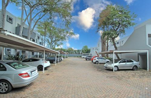 Sandown Apartment | Madison Palms apartment in Sandown