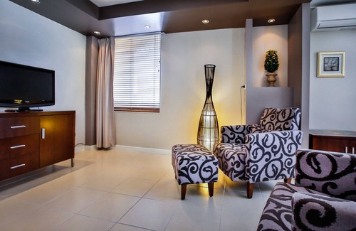 Townsville Hotel | Madison Plaza Townsville