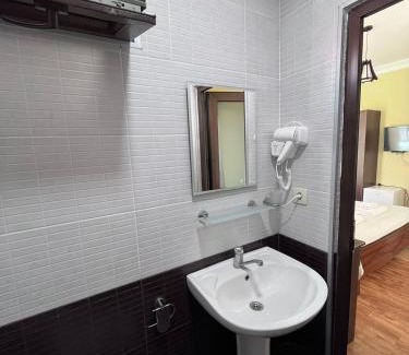 Kobuleti House | Madona Homestay