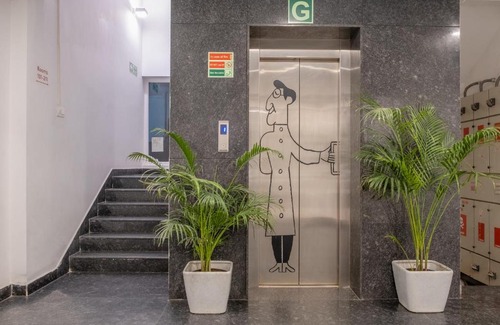 Arumbakkam Hotel | Madras Regency