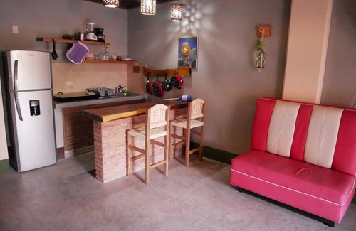 Hidalgo House | Madre Tierra Hotel & Coworking & Hostal