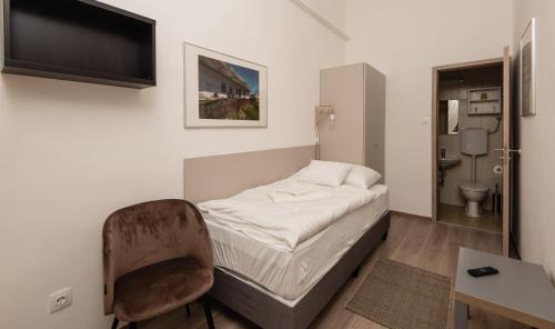 Balatonfoldvar Hotel | Magaspart Panzió