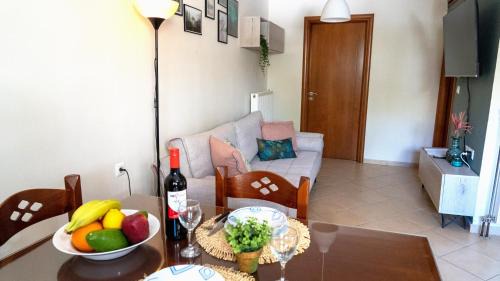 Galatas Apartment | Magda's garden home.