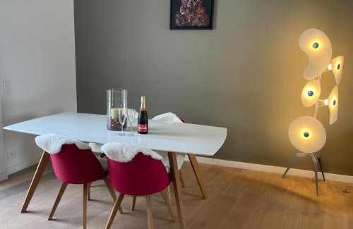 Jean-Medecin Apartment | Magenta MaMa - Comfort & Charm in Nice Carré d'Or - Near beach